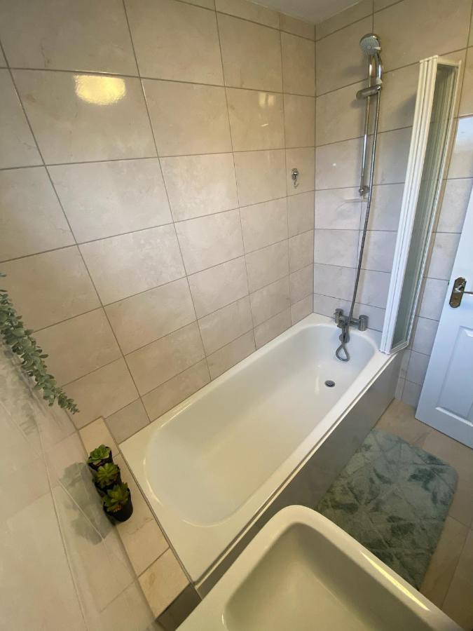 Nec/airport/hs2/resorts World Holiday home